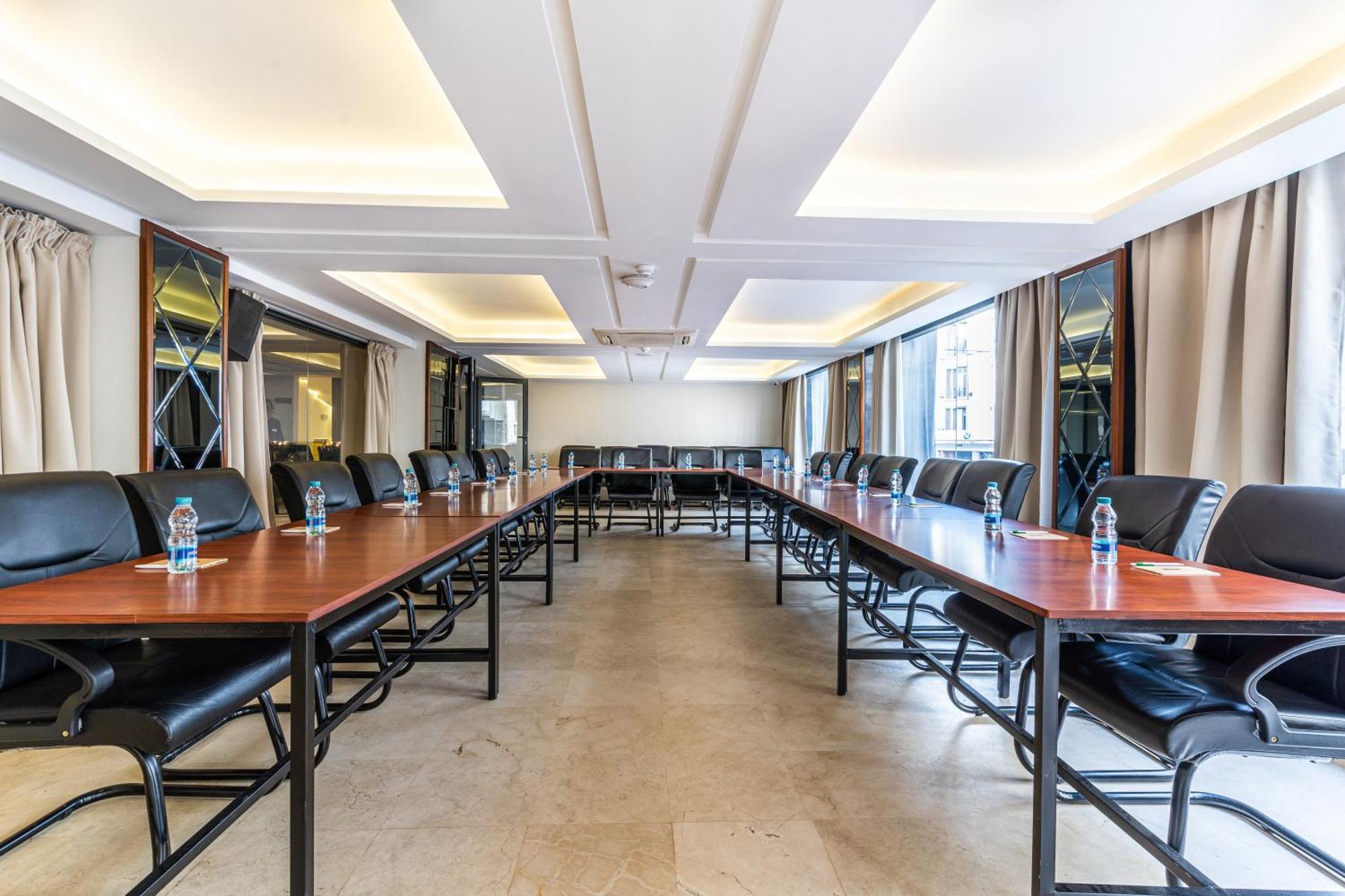 One Hotel קזבלנקה מראה חיצוני תמונה The meeting room of the African Union
