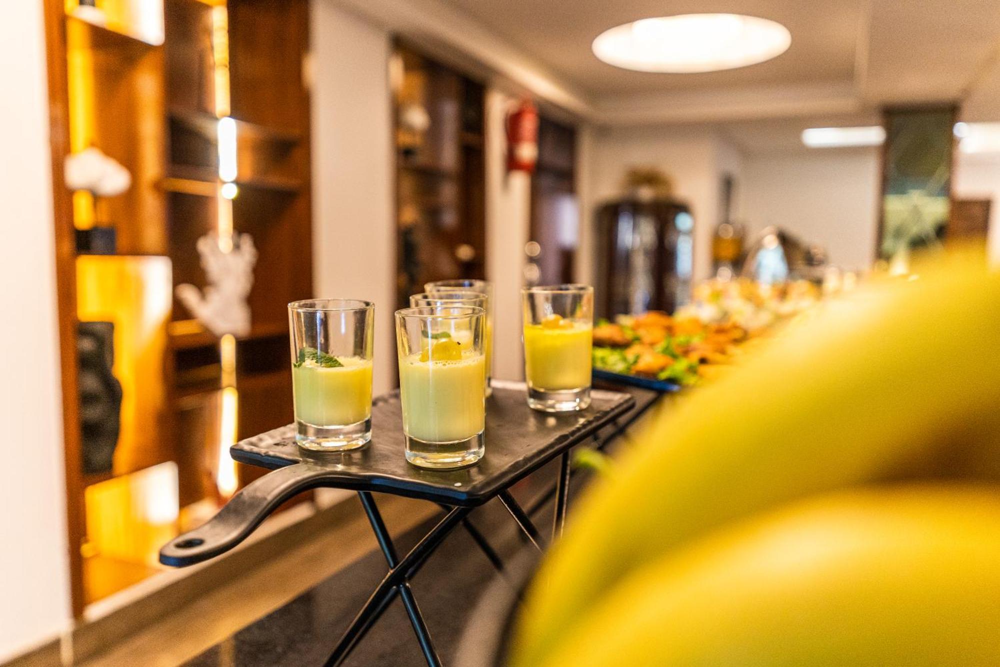 One Hotel קזבלנקה מראה חיצוני תמונה A buffet at a hotel